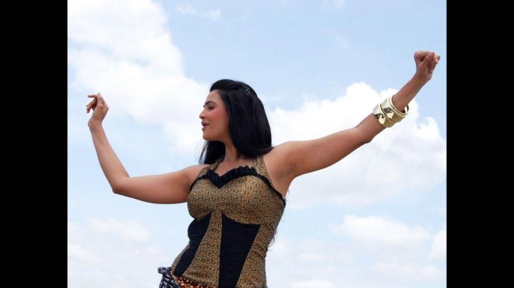 Daisy Shah in a swimsuit