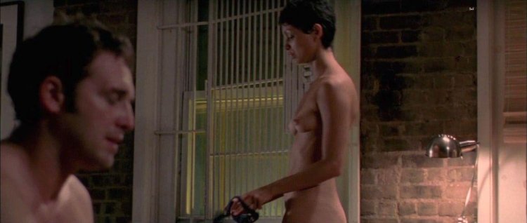 Morena baccarin Strapon