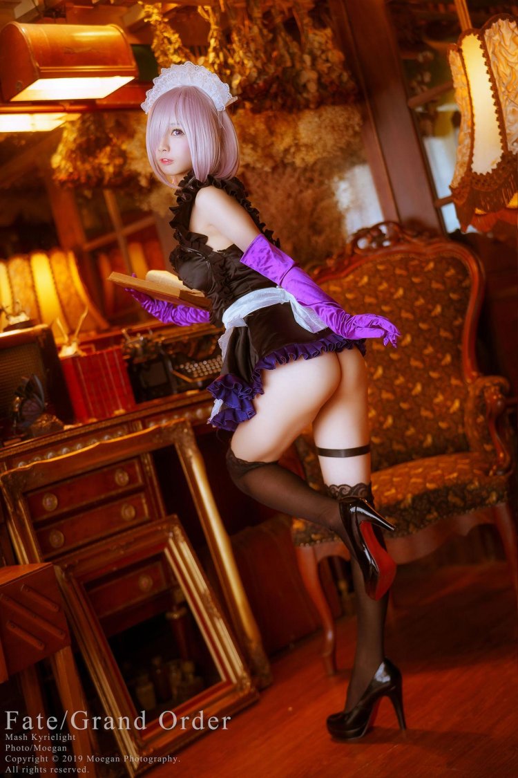 Mash Kyrielight Cosplay maid