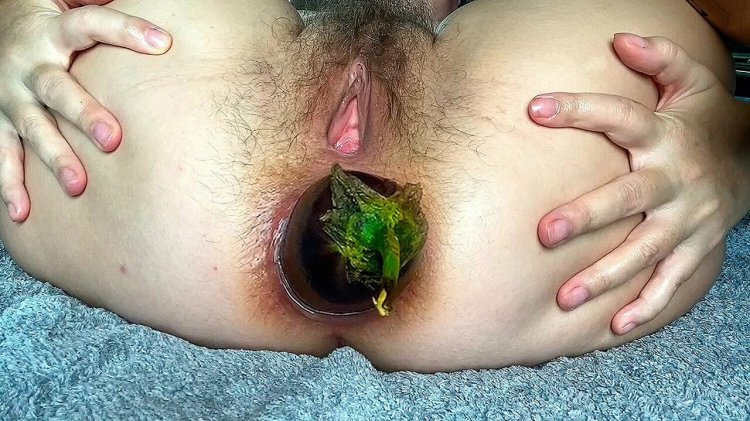 Splitics pushes eggplant