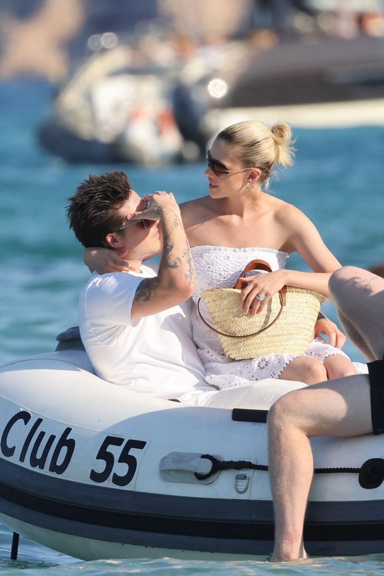 Nikola Peltz Beckham