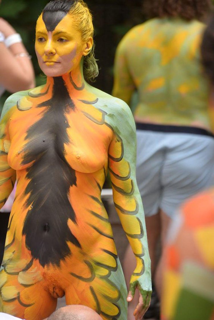 Naked publicly body Petersight