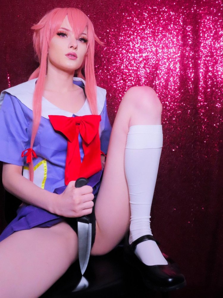 Yuno Gasai in underwear