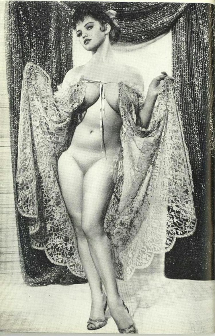 Betty Brosmer Burlessk head