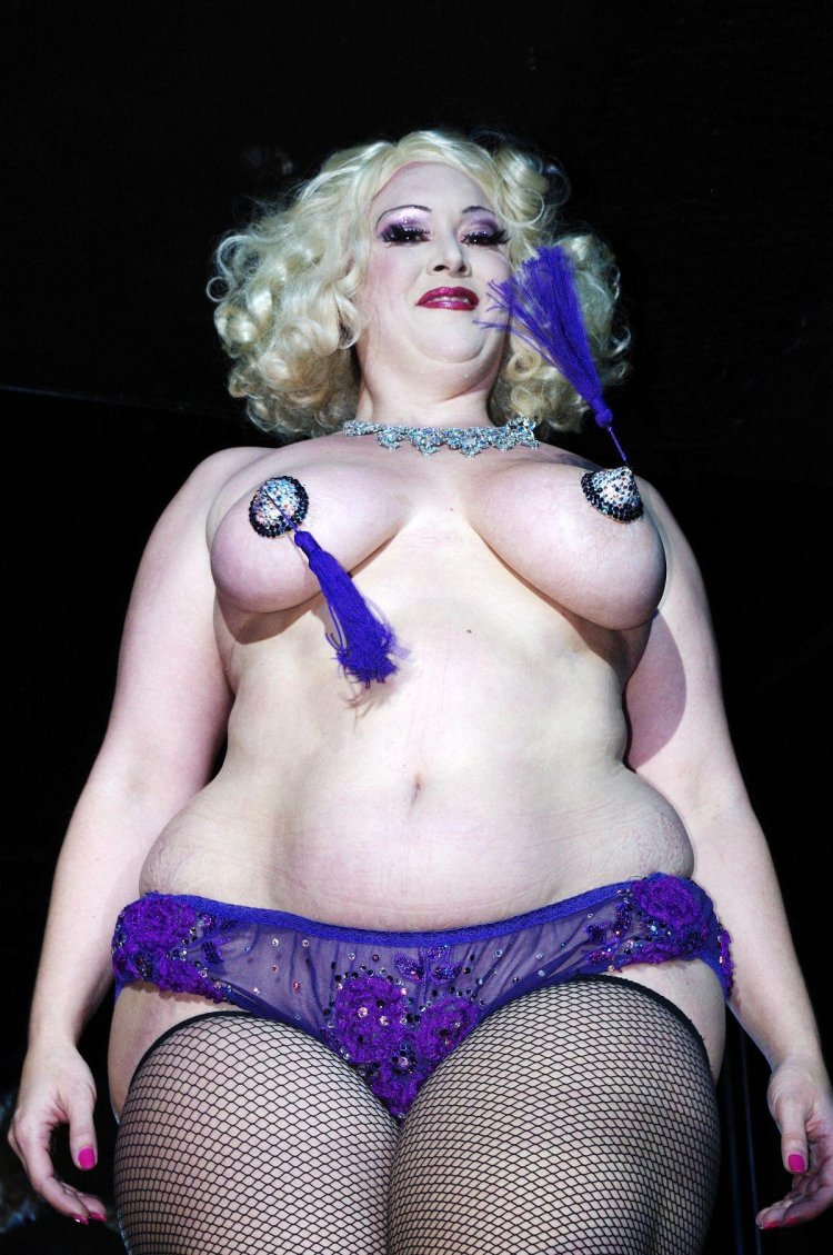 Dirty MARTINI BURLESQU DANCES