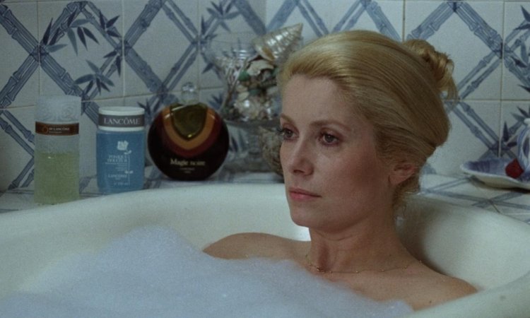 Katrin Deneuv day beauty