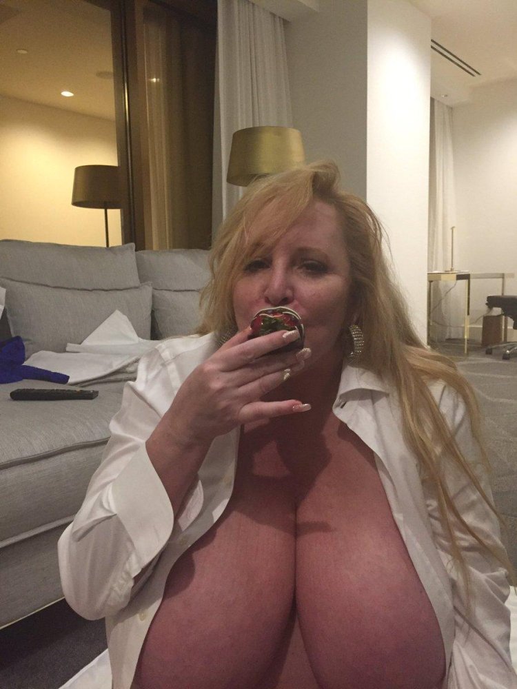 Europe Dichan Boob Pornstar XXX