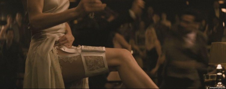 Vanessa Kirbi Sloves