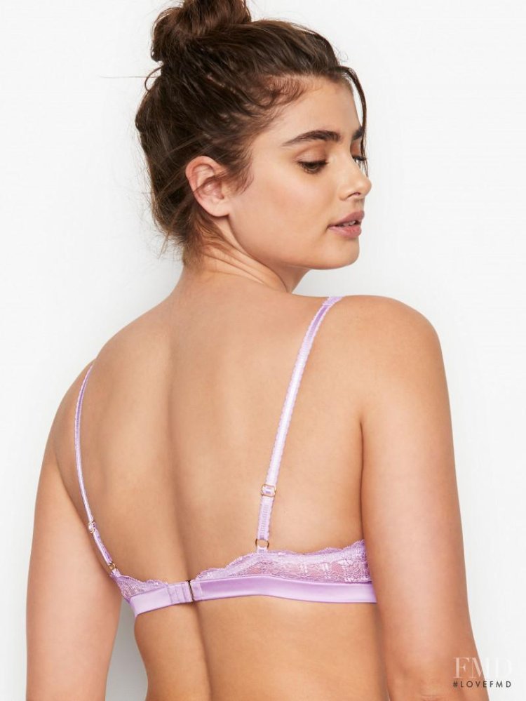 Taylor Hill Plus Saiz