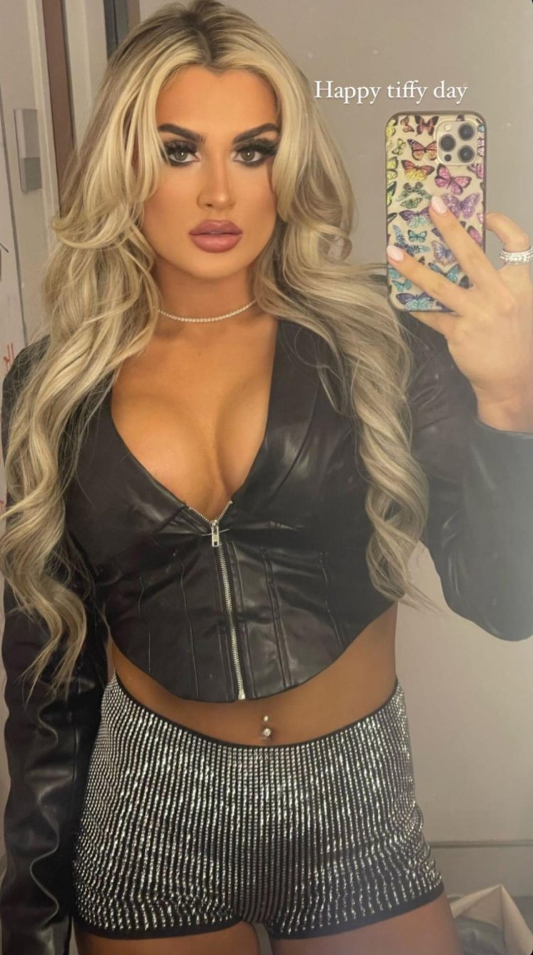 Tiffany Stratton hot