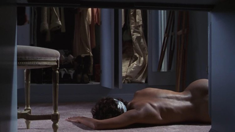 Holly Berry naked in the film