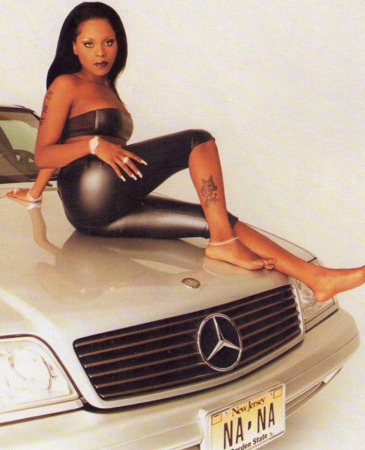 Foxy Brown singer