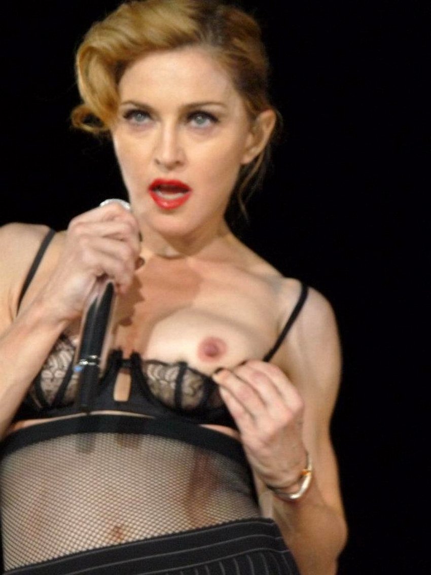 Madonna Naked - 32 photos