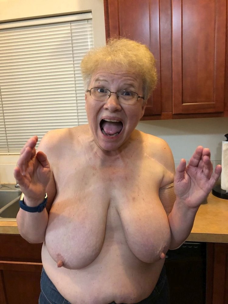 Granny bbw big nipples photo