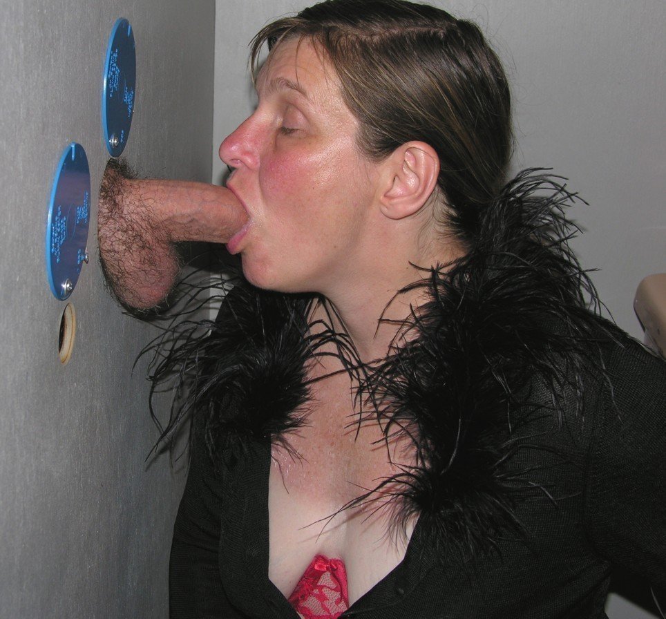Gloryhole Wife picture