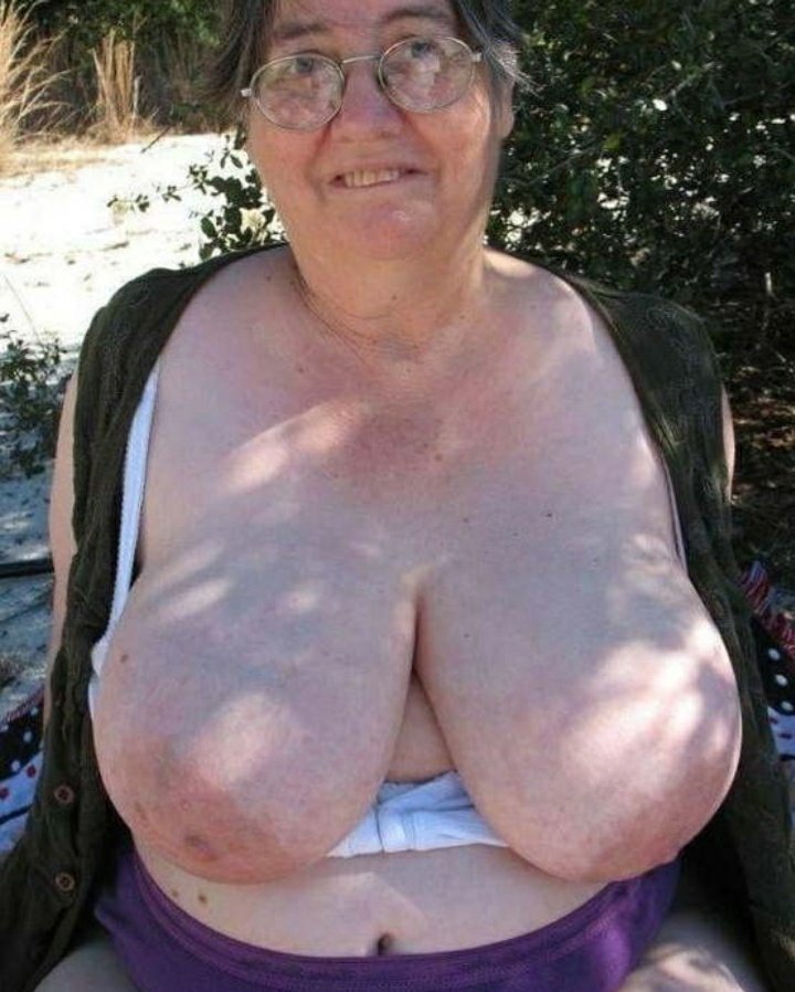 Grandmothers with big tits