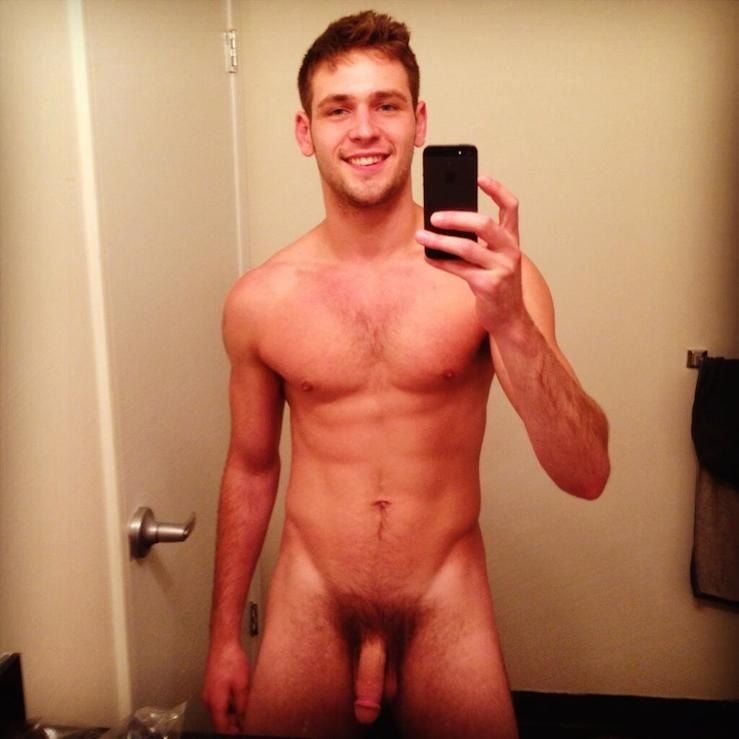 Young guy nude selfie