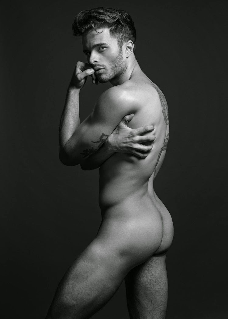 Alberto Jiminani Naked