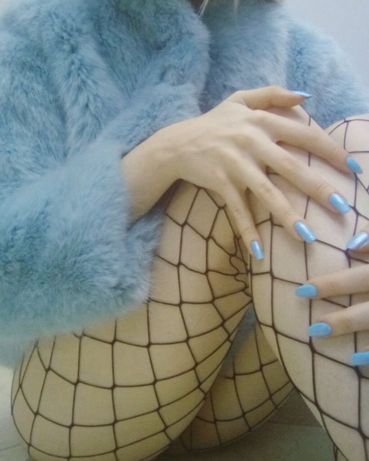 Katie Marioni is hot