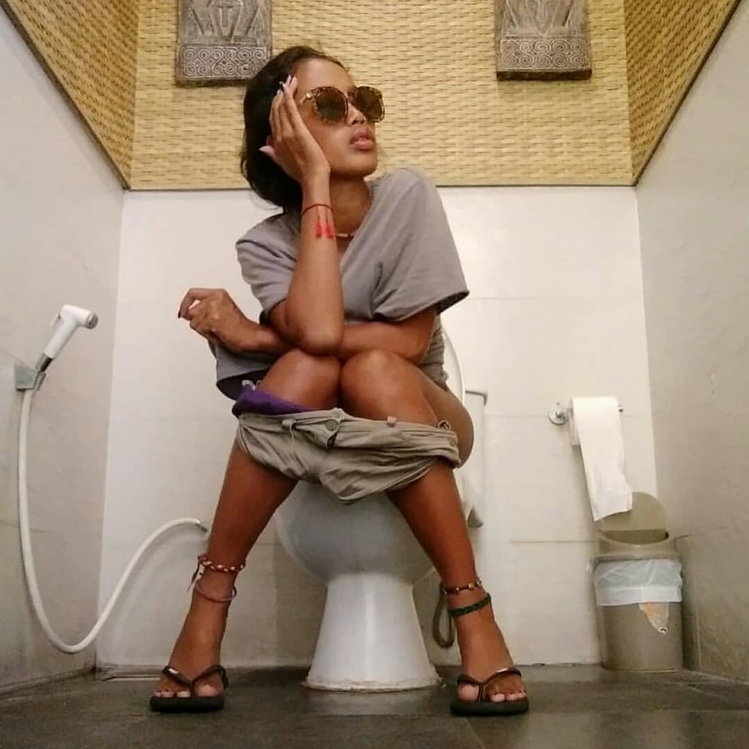 Toilet Piss Girl photo