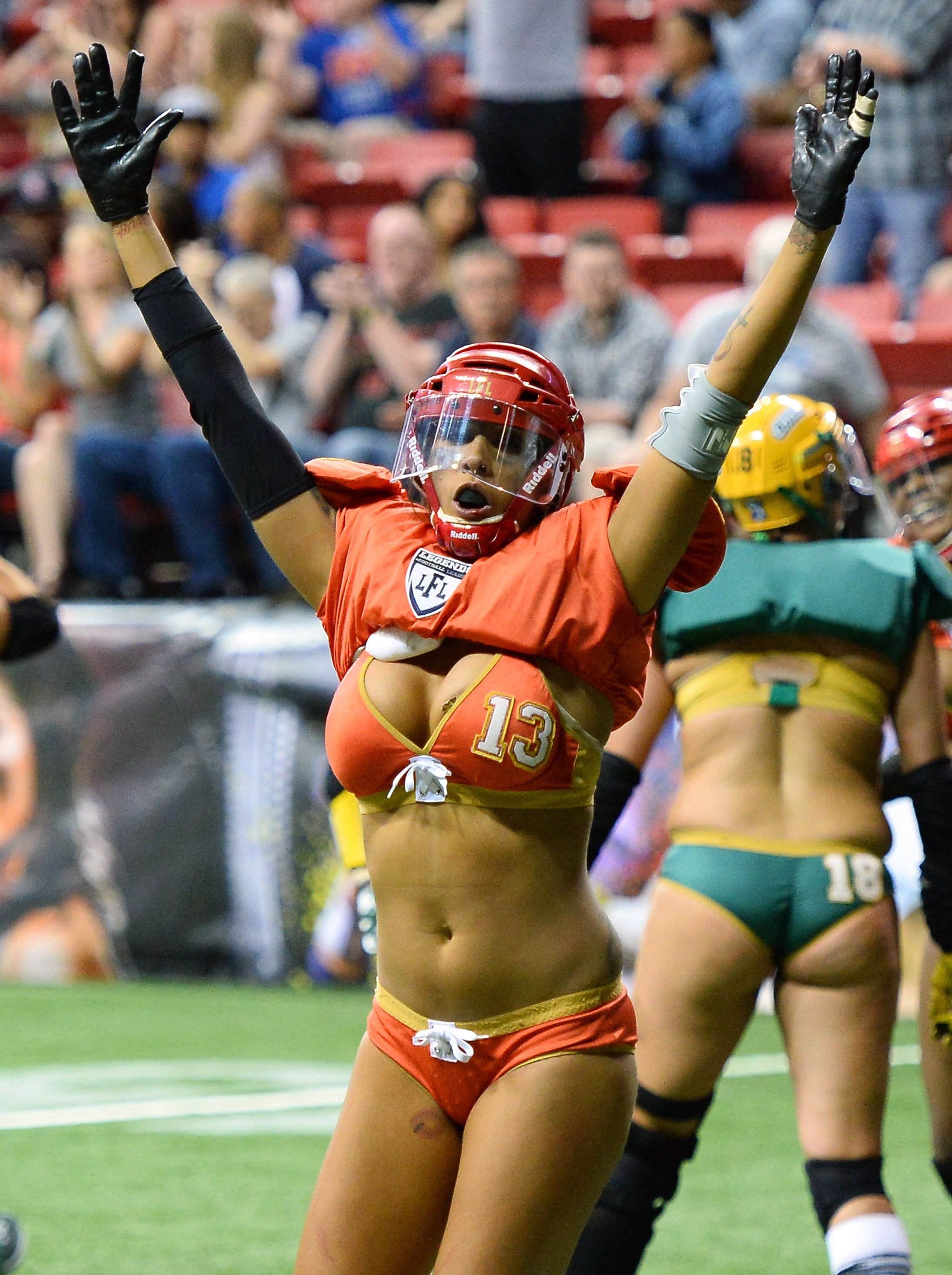 Women S American Football picture