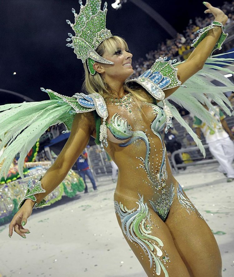 Brazilians on the carnival in Rio de Janeiro