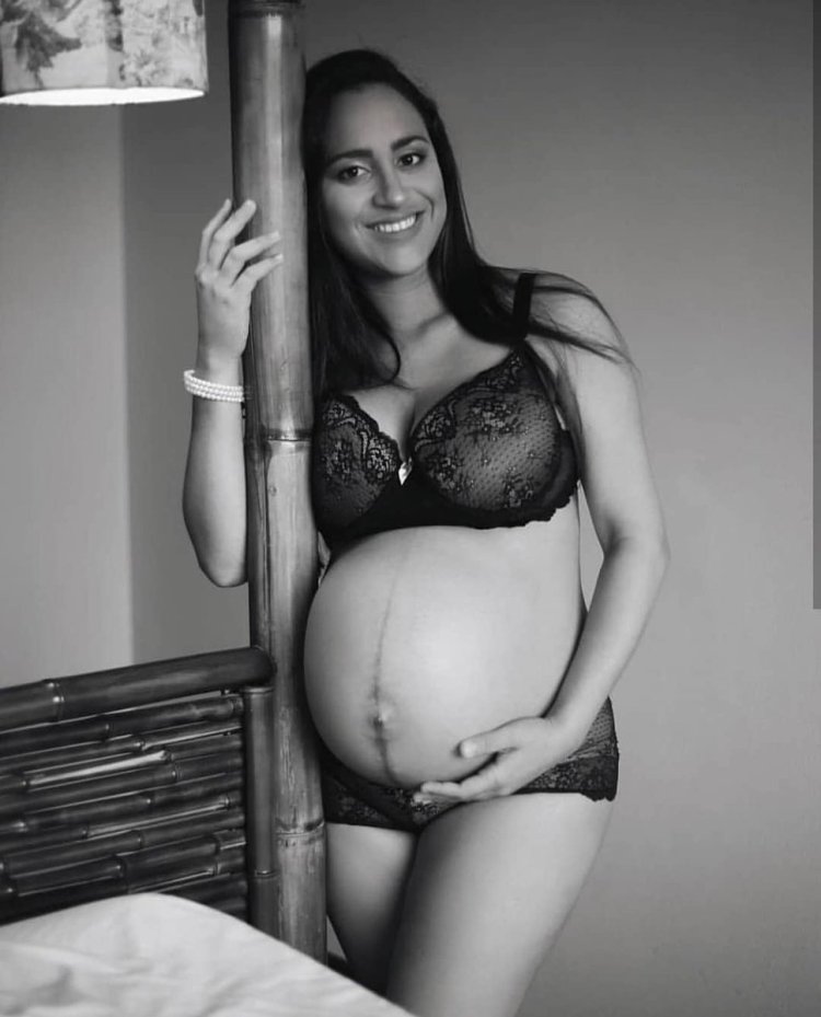 Roads (Lana Rhoades),