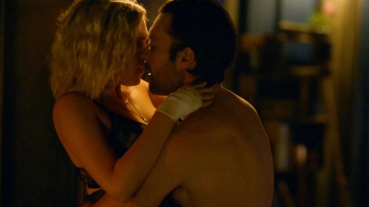 Eliza Taylor naked in films