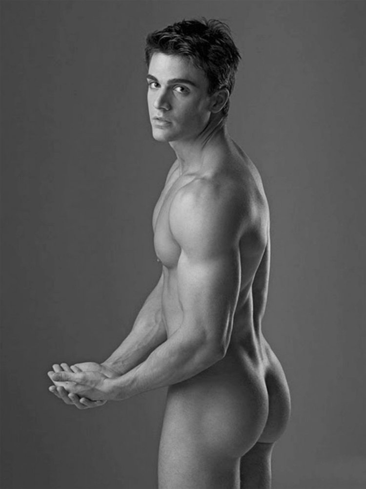 Handsome Benjamin Godfre photo naked