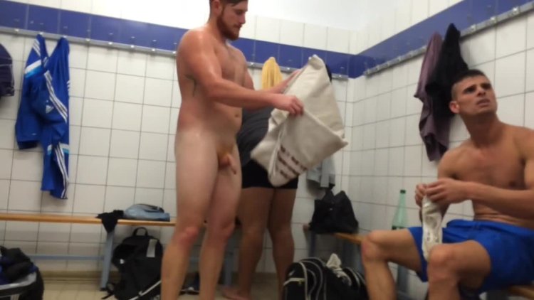 CMNM on football in the locker room