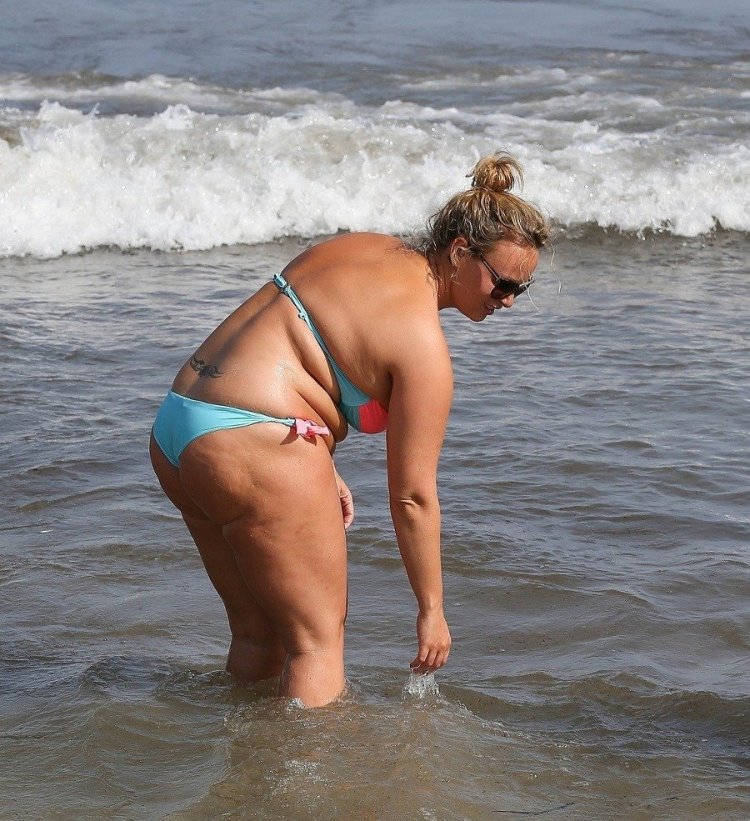 The elderly in swimsuits