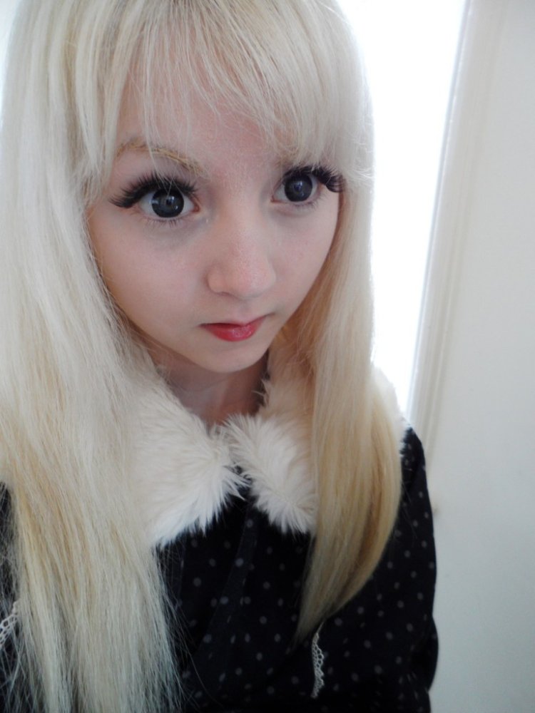 Girls similar to Alice