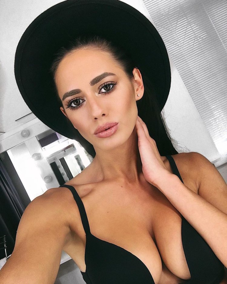 Anastasia Rolschikova model