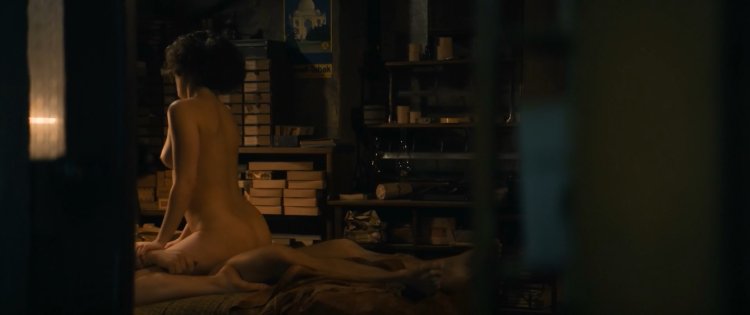 Naked actresses in bed scenes