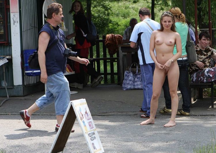 Harrisonbell Gallery Alena Nude in Public 248