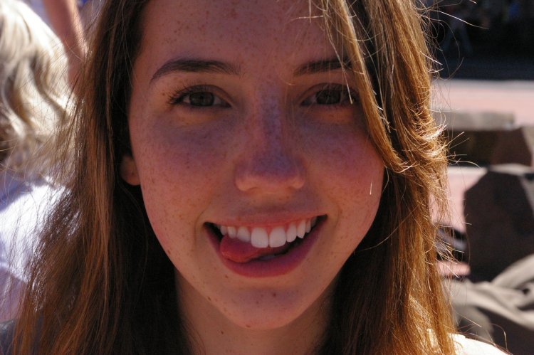 Amateur cumshot with a smile