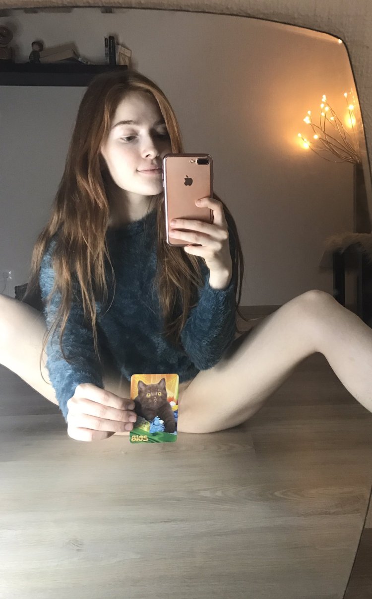 Jia lissa selfie by the mirror