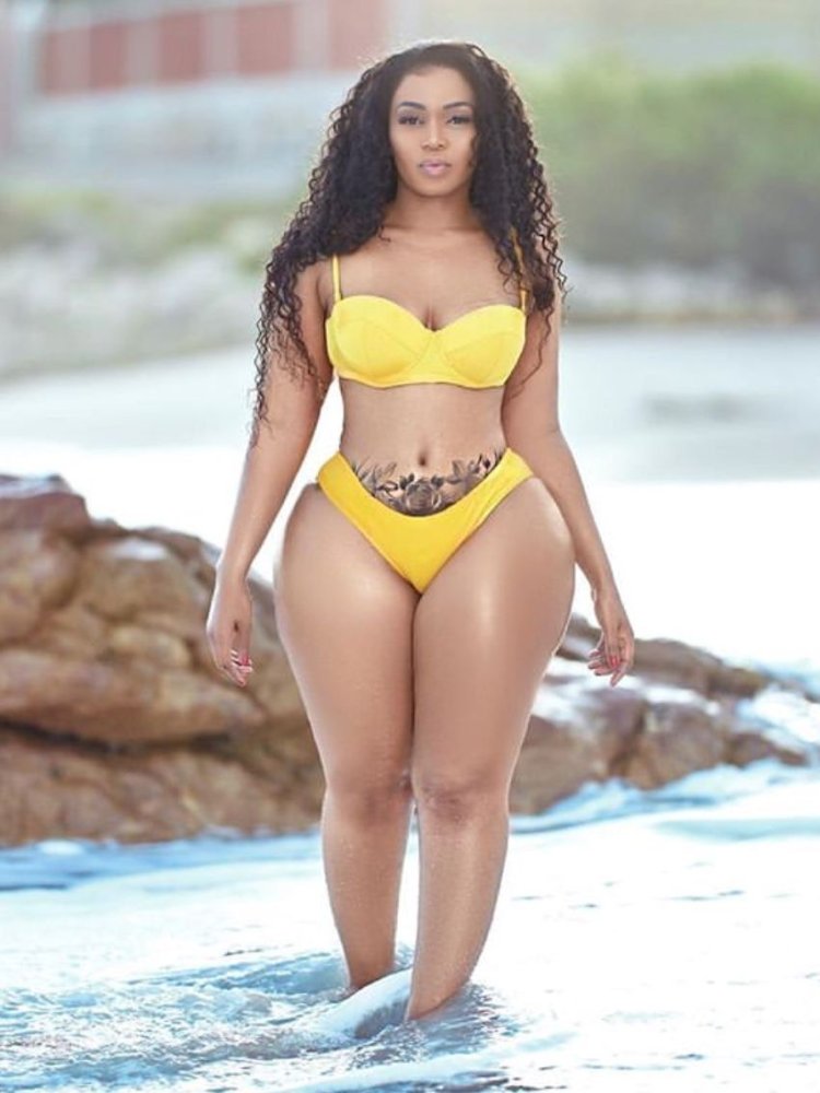 Genesis Mia Lopez Hot