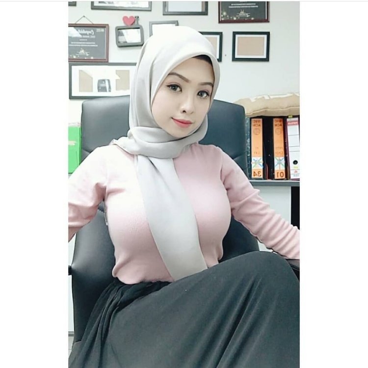Jilbab Bugil