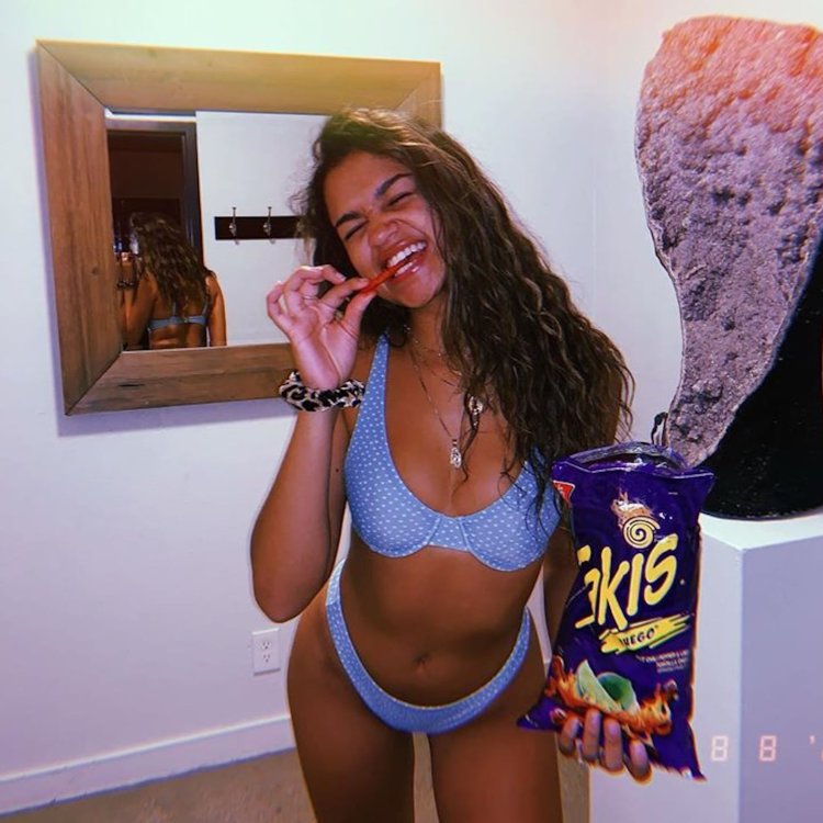 Rebecca Moore Jordi El Polla