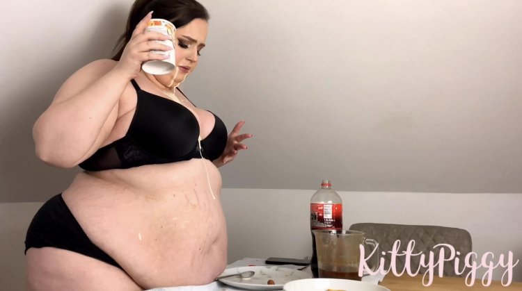 Alice Boniton Fidi and Kiti Piggi