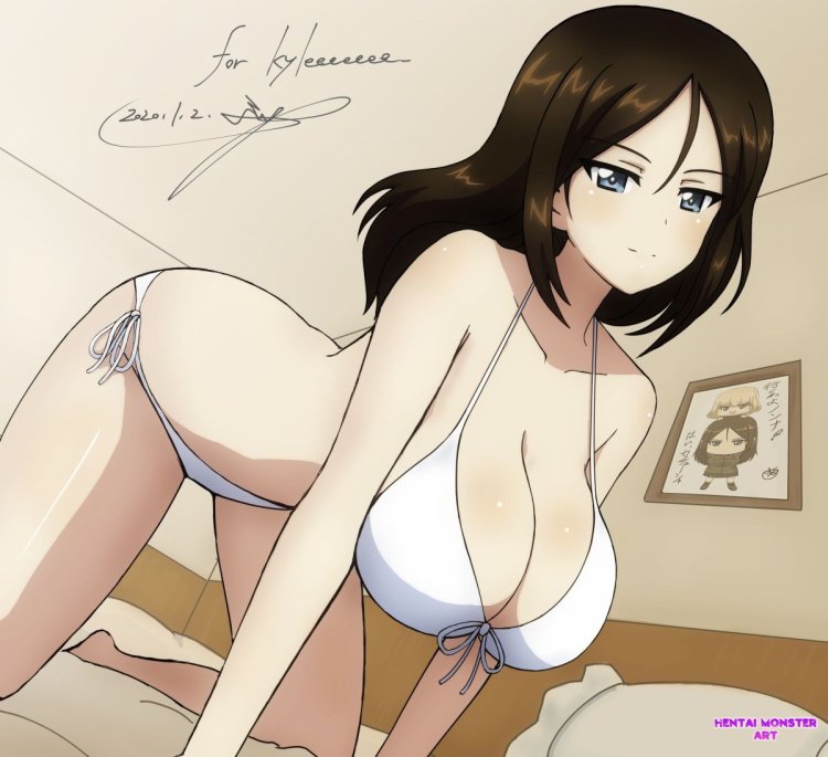 Anime Girls und Panzer Nonna Tits