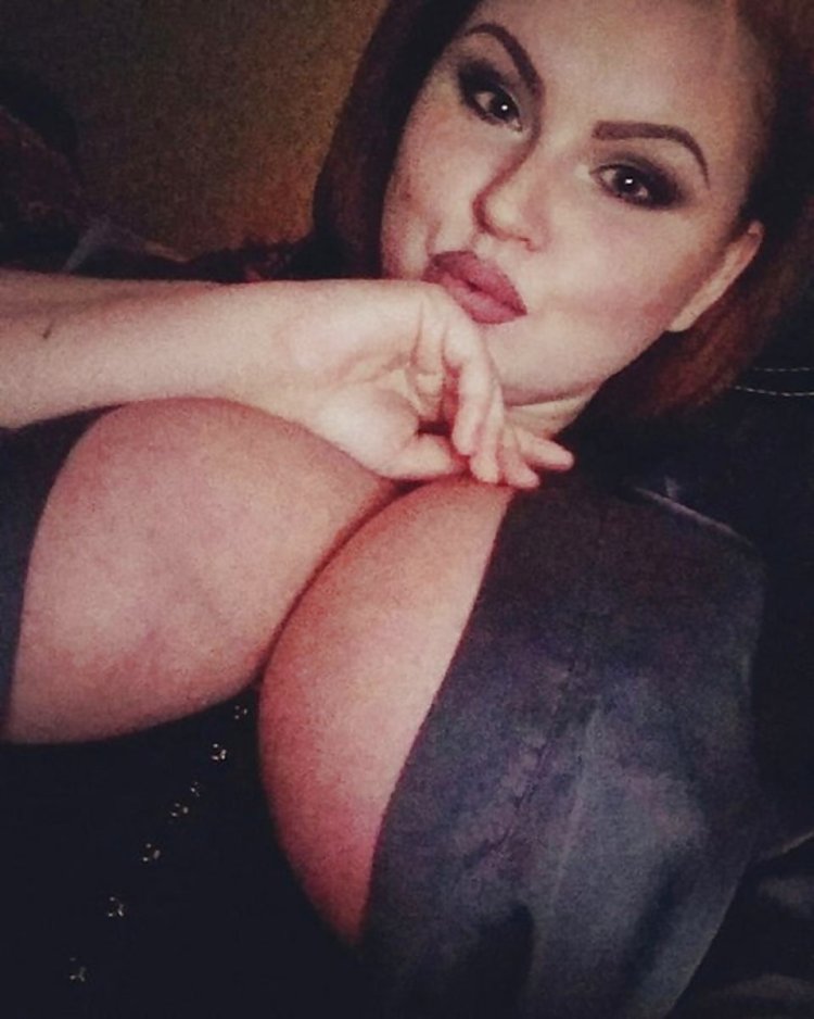 Alena Stop in the bathroom