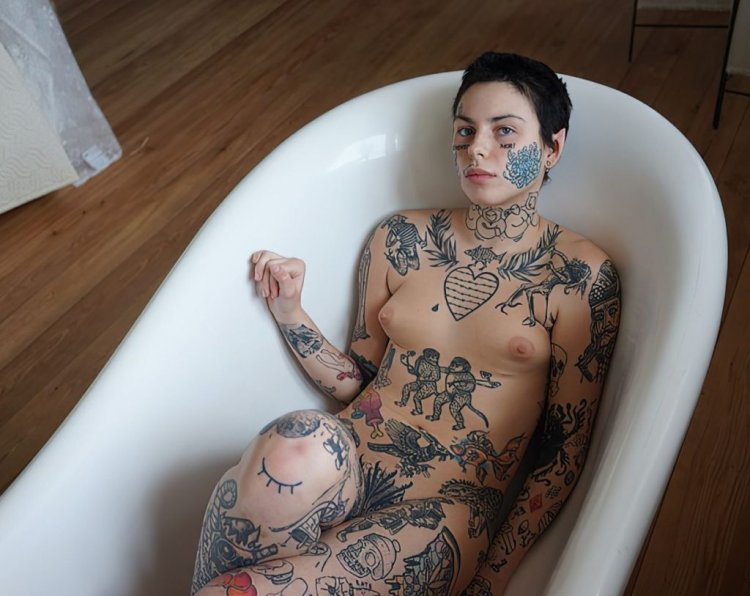 Polina Morugin Pistols