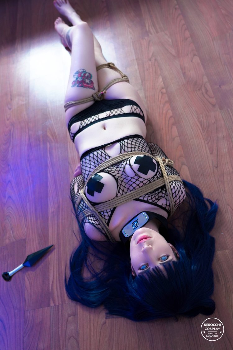 Hinata Ero Cosplay BDSM