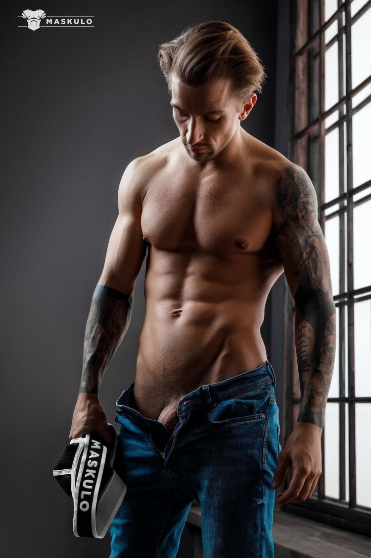 Alexander Zhirmont Onlyfans