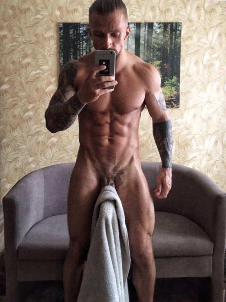Alexander Zhirmont @sasha_zhirmont Nude