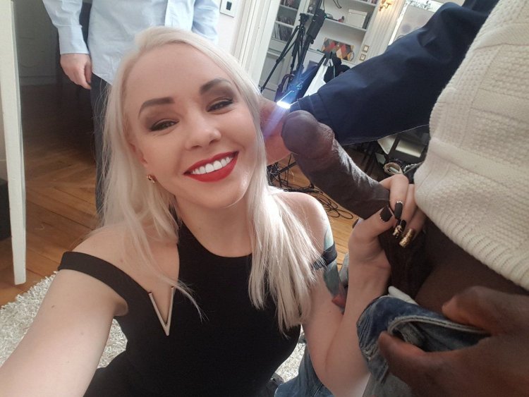 Lola Taylor with Negro Mark Dorsel