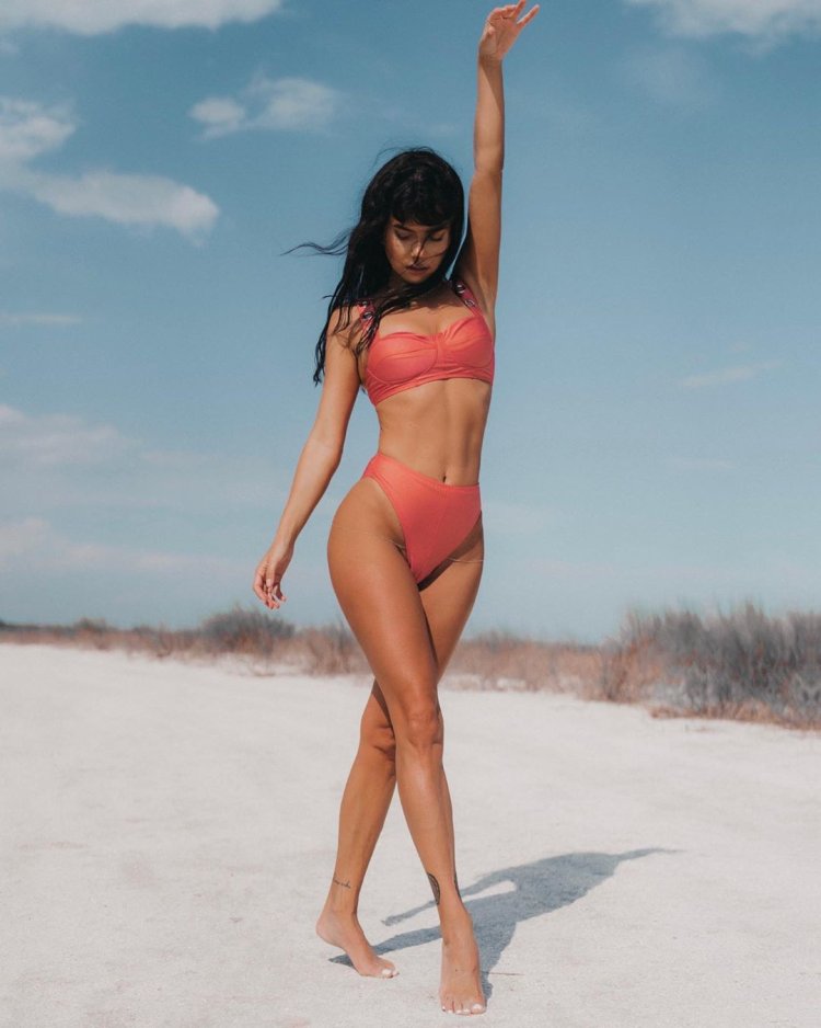 Singer Inna Bikini 2020