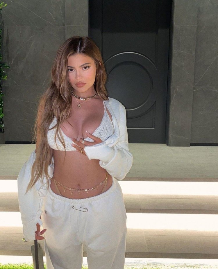 Kylie Jenner 2020 Sexy